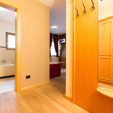 Hotel Touring 4*