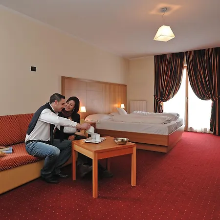 Touring Hotel