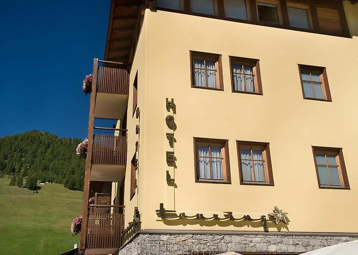 Szálloda Touring 4*