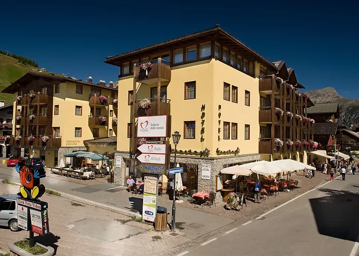 Touring Szálloda 4*